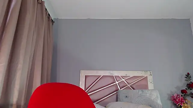 Aishaa_w10 stripchat live cam model