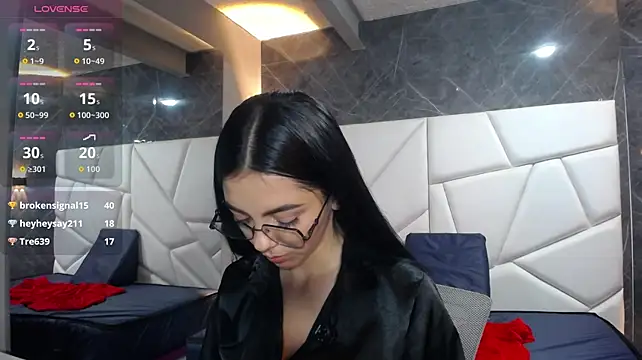 Valeriamoon_3101 stripchat live cam model