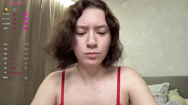 MaliaLur stripchat live cam model