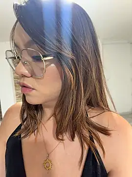 EmmaXXX_ stripchat live cam model