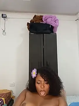 Becky1309 stripchat live cam model