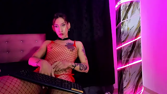 khandyzBlum stripchat live cam model