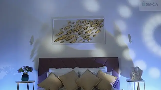 Vi_fi stripchat live cam model