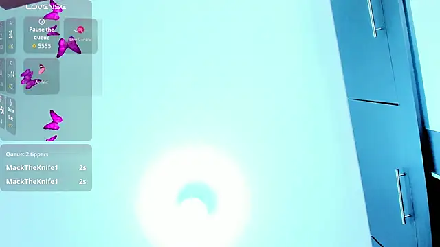 Mirella_Solis stripchat live cam model