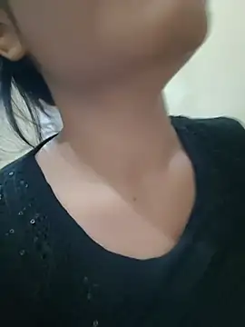 puja_cum01 stripchat live cam model