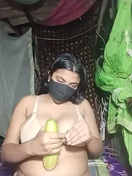 Supta-20 stripchat live cam model