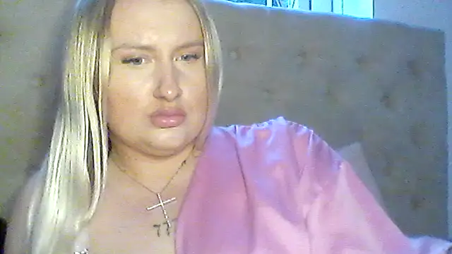 blondebeautyx__ stripchat live cam model