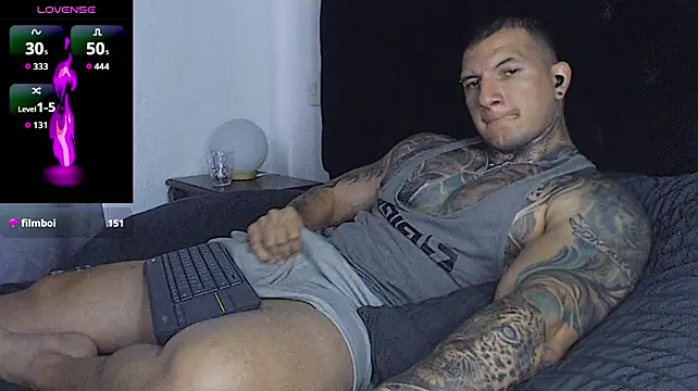 Shane_Clay stripchat live cam model