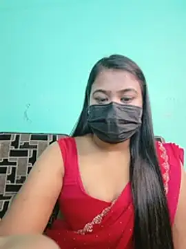 Tamilanushka stripchat live cam model