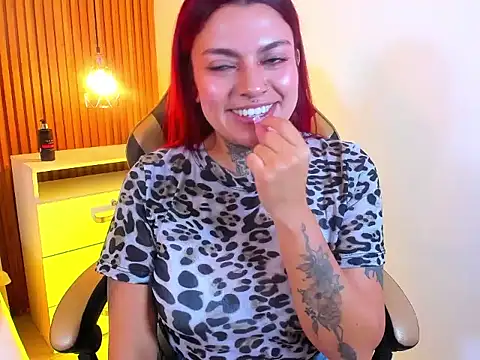 boobiecherryvs stripchat live cam model