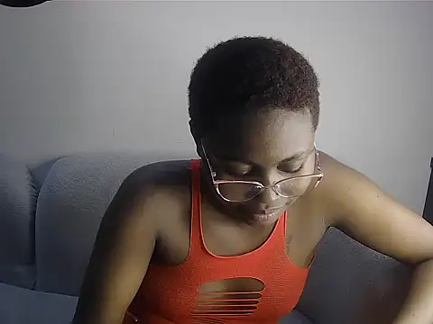 sweetsin12 stripchat live cam model