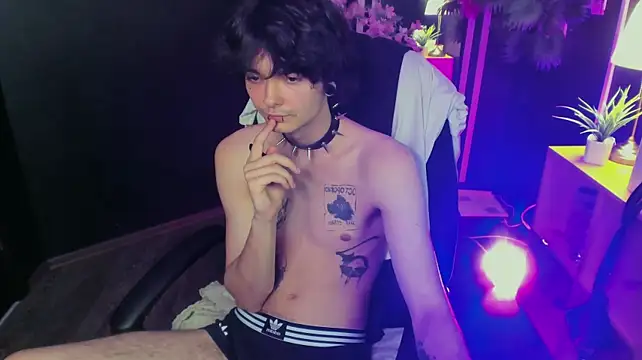 YoungHeartbroker stripchat live cam model