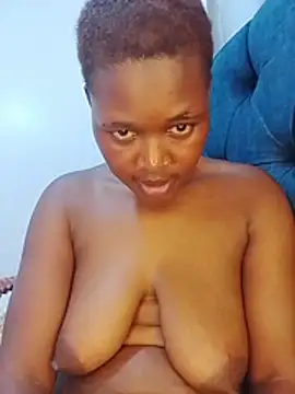 Shamillla stripchat live cam model