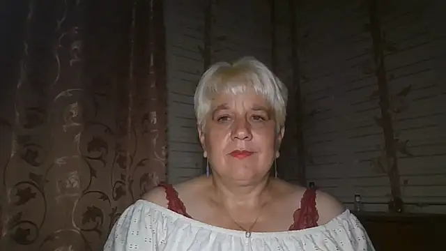 LizaRain777 stripchat live cam model