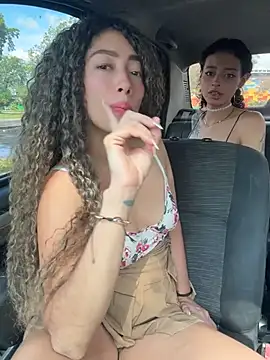 roxyrougee stripchat live cam model