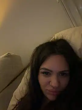 JustLora stripchat live cam model