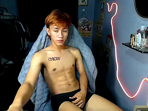 naughtyboyloy_0 stripchat live cam model