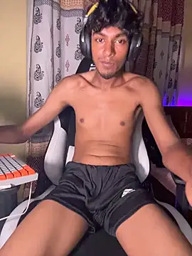 GunSlay stripchat live cam model