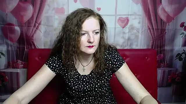MeganPirs stripchat live cam model