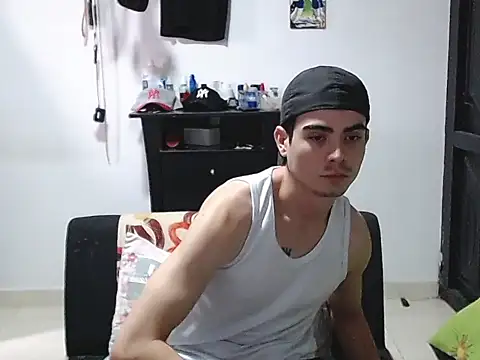 Zac_Efront stripchat live cam model