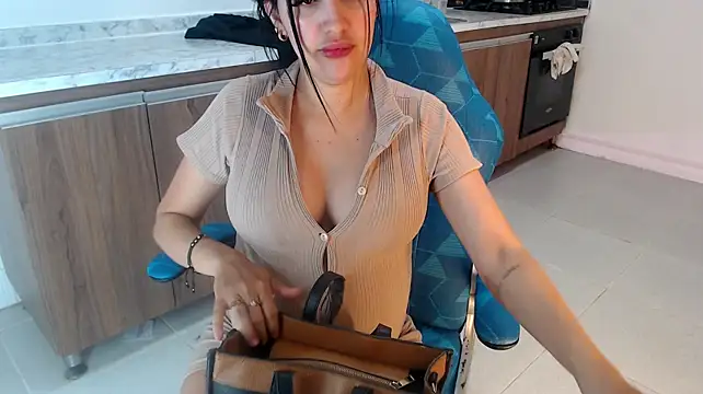 Mac_kenziie stripchat live cam model