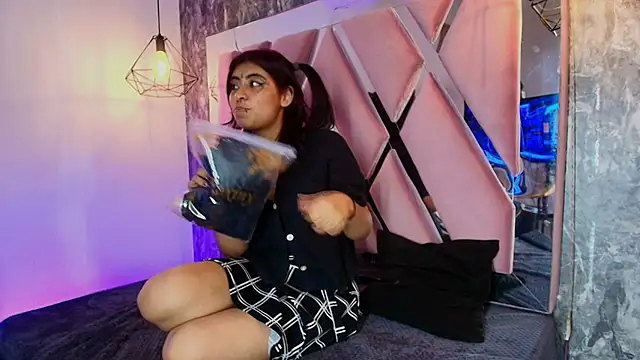 _Angel_dustt stripchat live cam model