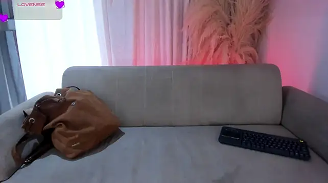BelleAnderson stripchat live cam model