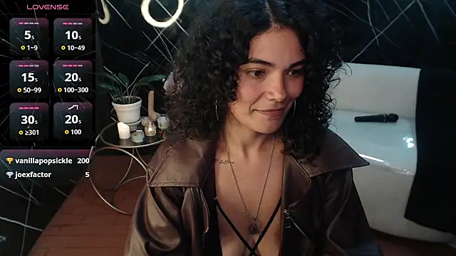 Miistik_ stripchat live cam model