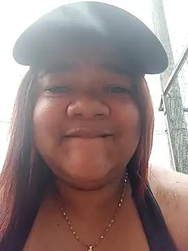 Meellcarioca stripchat live cam model