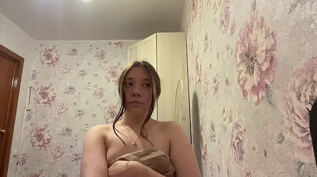 Miss_Aurelia stripchat live cam model