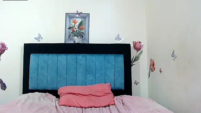 ANYXS1 stripchat live cam model