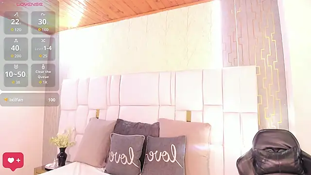 samanthaa_dukee stripchat live cam model