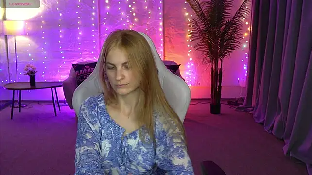 Noksi_054 stripchat live cam model