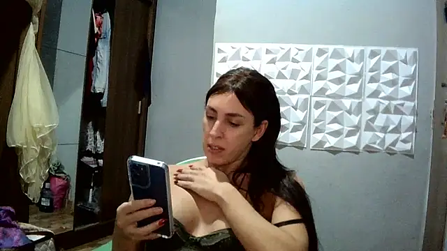 AlexiaDuucan stripchat live cam model