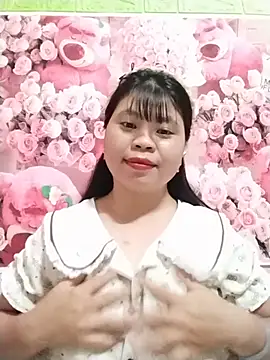 Xuka_lyss stripchat live cam model