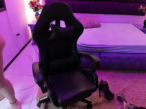 LahiaFezz_ stripchat live cam model