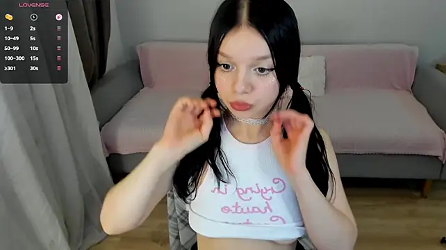 crystal_lilith stripchat live cam model
