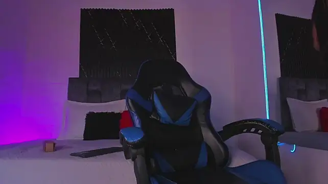 kittymonroe1 stripchat live cam model