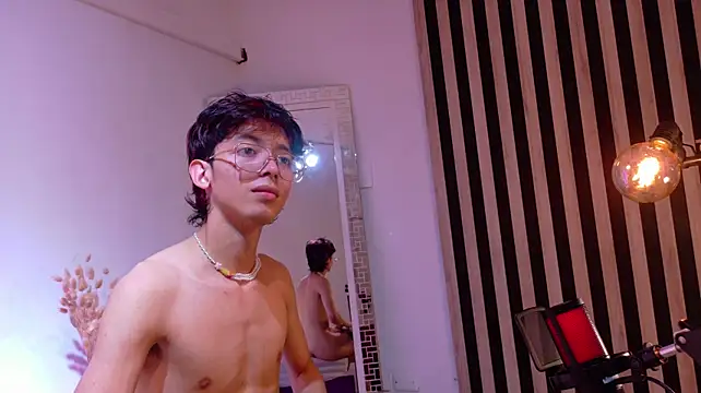 Twink_Sebas7 stripchat live cam model
