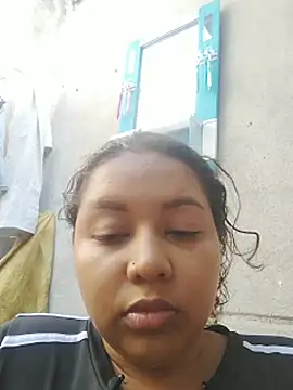 Ninibella stripchat live cam model