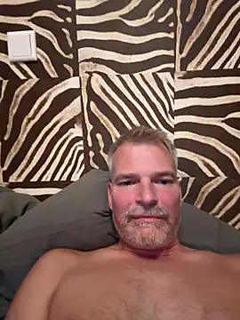 Thor-82 stripchat live cam model