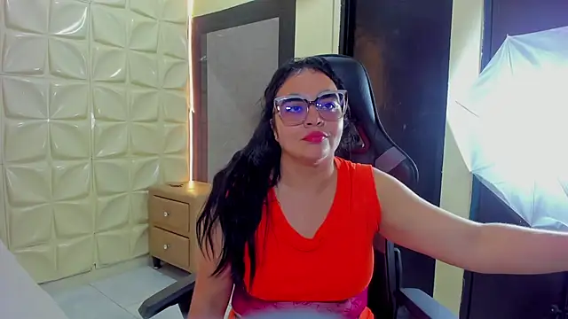 megan_glenda stripchat live cam model