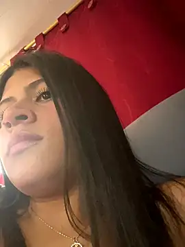 ELAHIA_1 stripchat live cam model