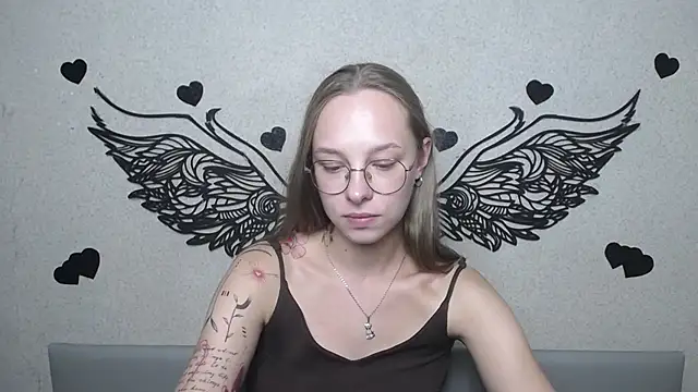 SteshaGlass stripchat live cam model