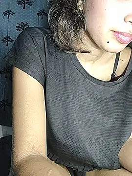 Naha67 stripchat live cam model
