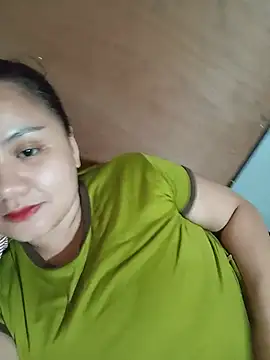 chubbygirl04 stripchat live cam model