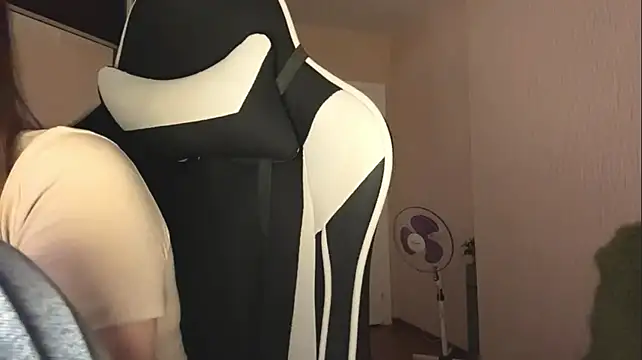 DeniseGasperini stripchat live cam model