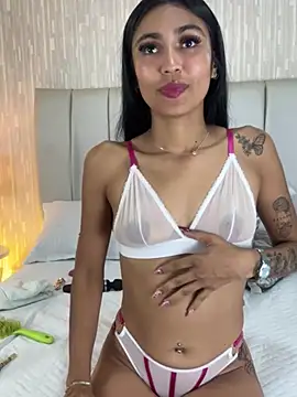 VegaSara stripchat live cam model