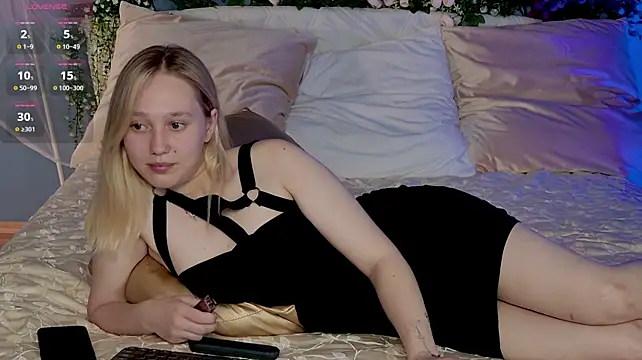 TinaShelton stripchat live cam model
