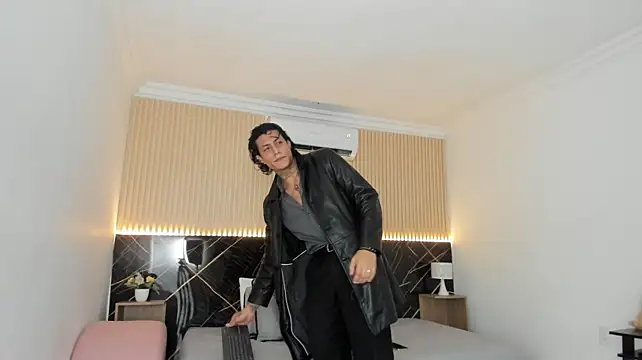 Damian_romanoff_ stripchat live cam model